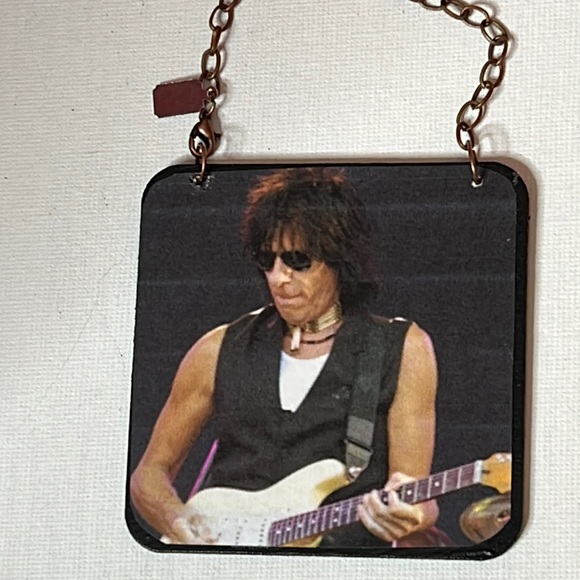 Jeff Beck Ornament - Picture 1 of 4